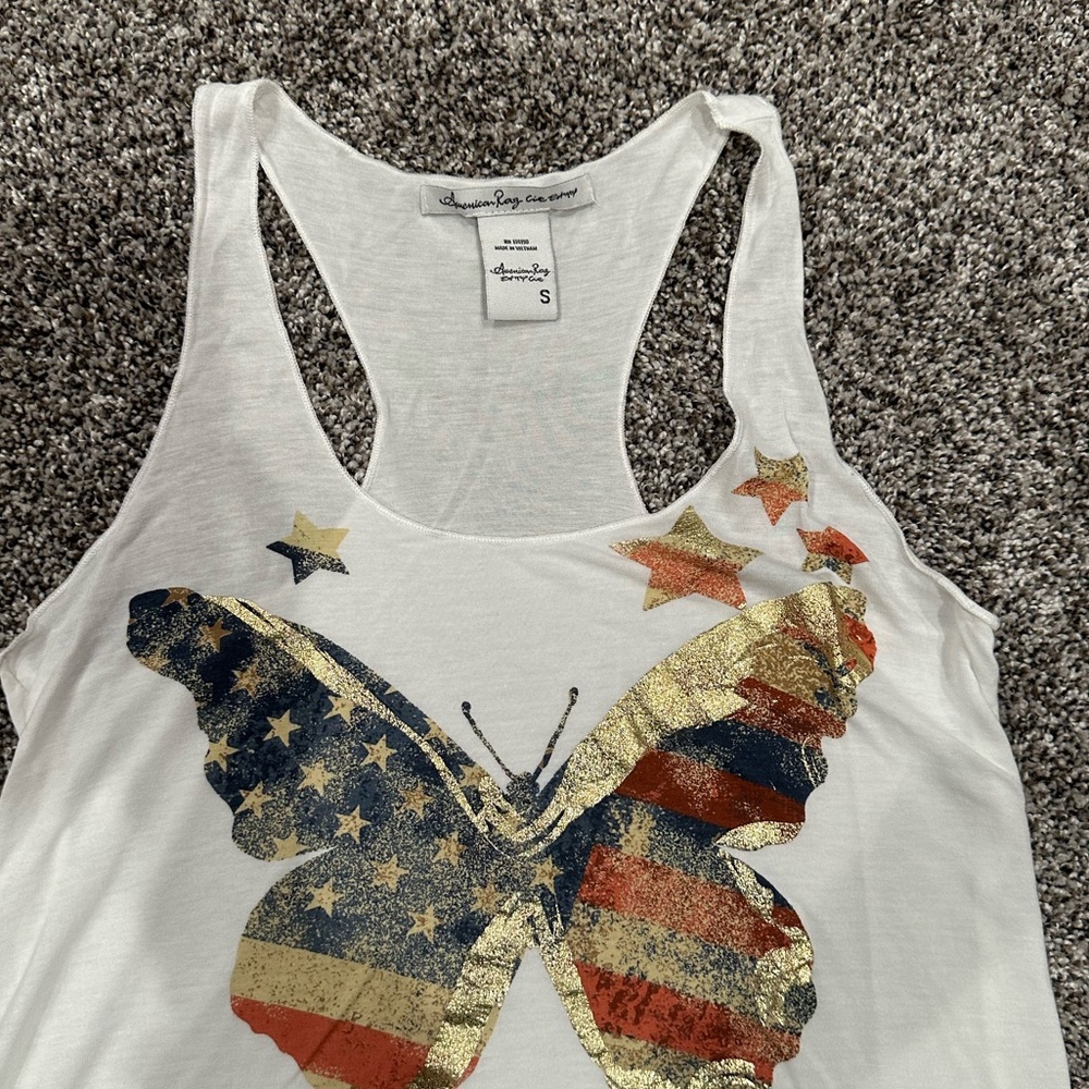 Womens American Rag butterfly white tank American flag w Gold. Small Like New!